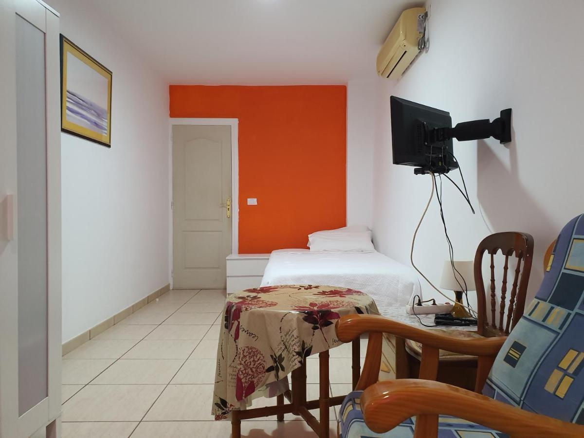 Doramas Private Rooms Shared Toilet Playa del Inglés Buitenkant foto