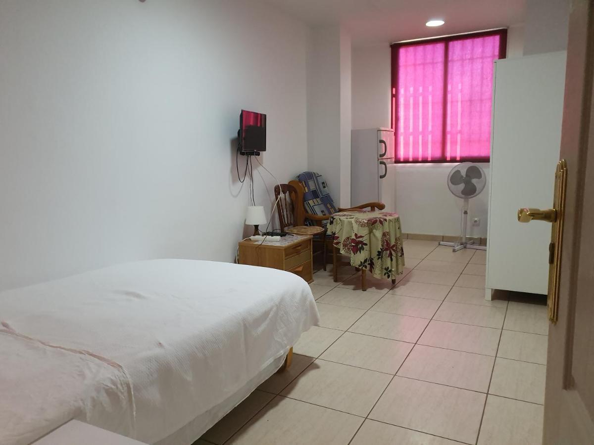 Doramas Private Rooms Shared Toilet Playa del Inglés Buitenkant foto